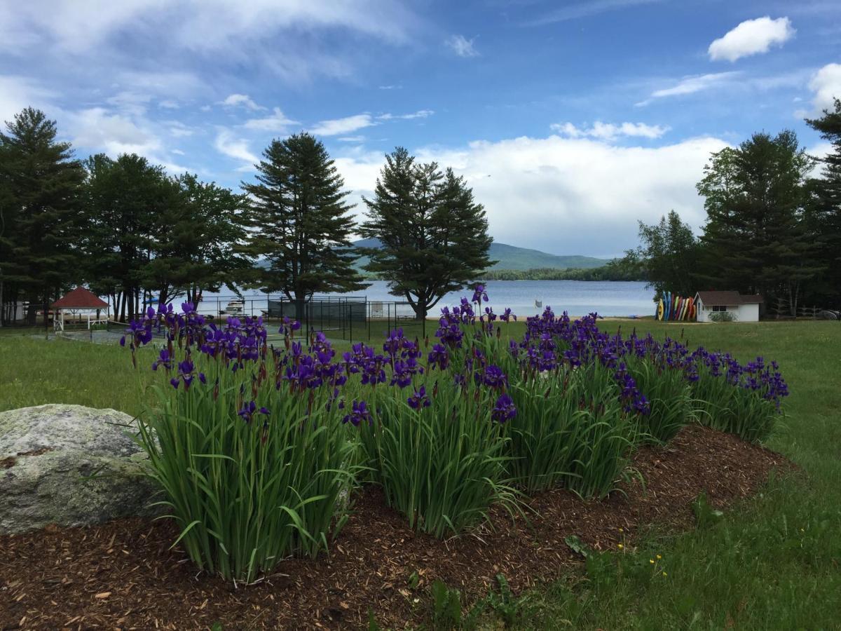 Inn At Pleasant Lake New London Exterior foto